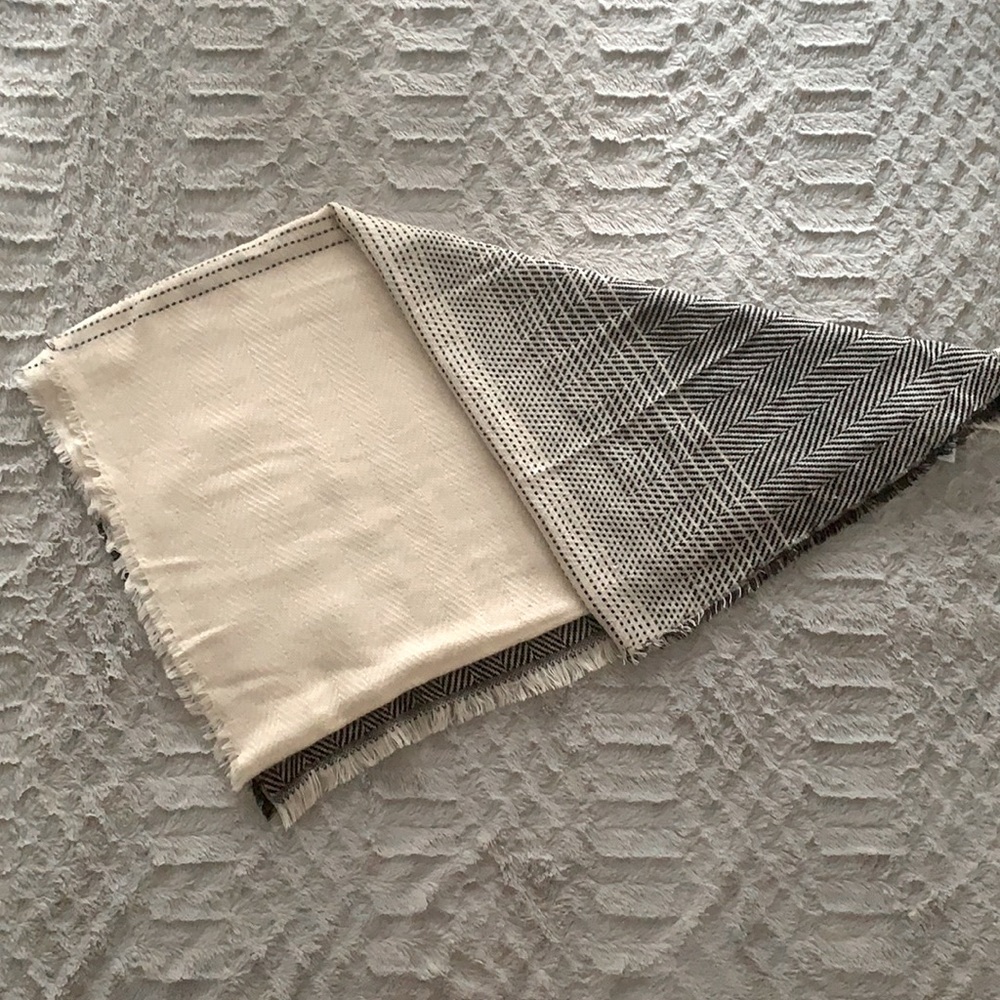 Old Navy Blanket Scarf